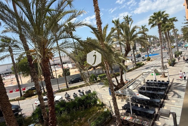 Z drugiej ręki - Mieszkanie w bloku -
Torrevieja - Costa Blanca