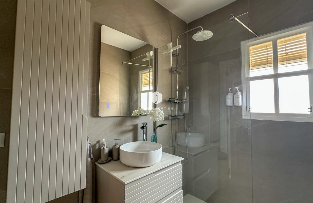 Aus zweiter Hand - Bungalow -
Orihuela Costa - Costa Blanca