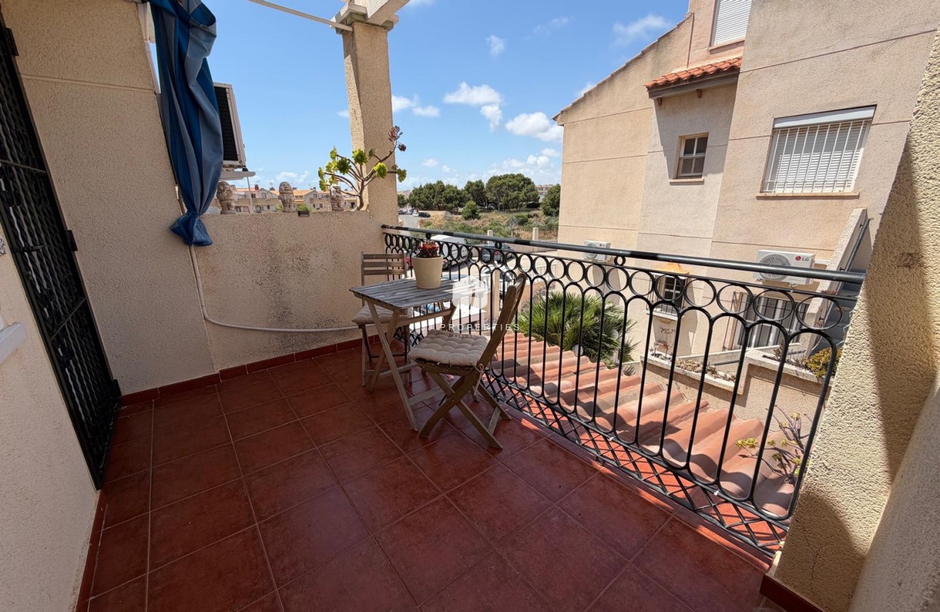 Aus zweiter Hand - Bungalow -
Orihuela Costa - Costa Blanca