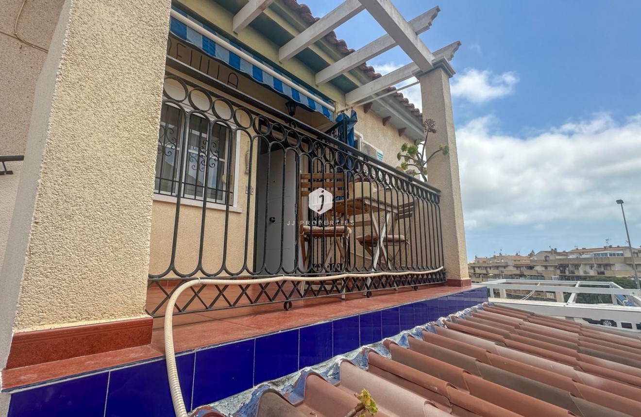 Aus zweiter Hand - Bungalow -
Orihuela Costa - Costa Blanca