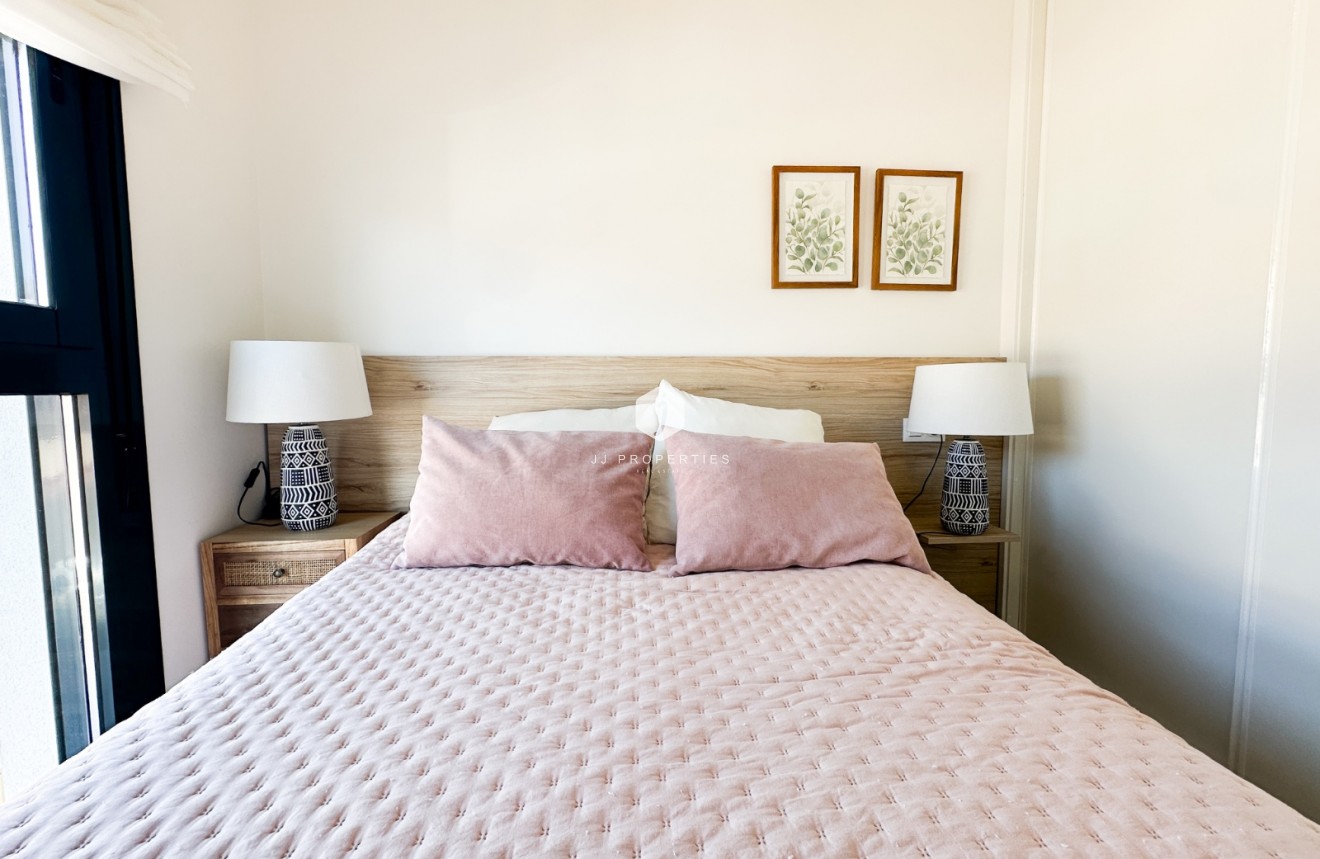 Z drugiej ręki - Bungalow -
Orihuela Costa - Costa Blanca