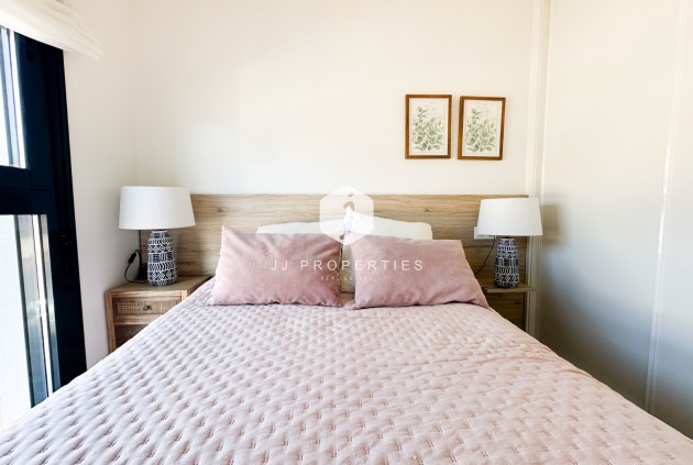 Z drugiej ręki - Bungalow -
Orihuela Costa - Costa Blanca