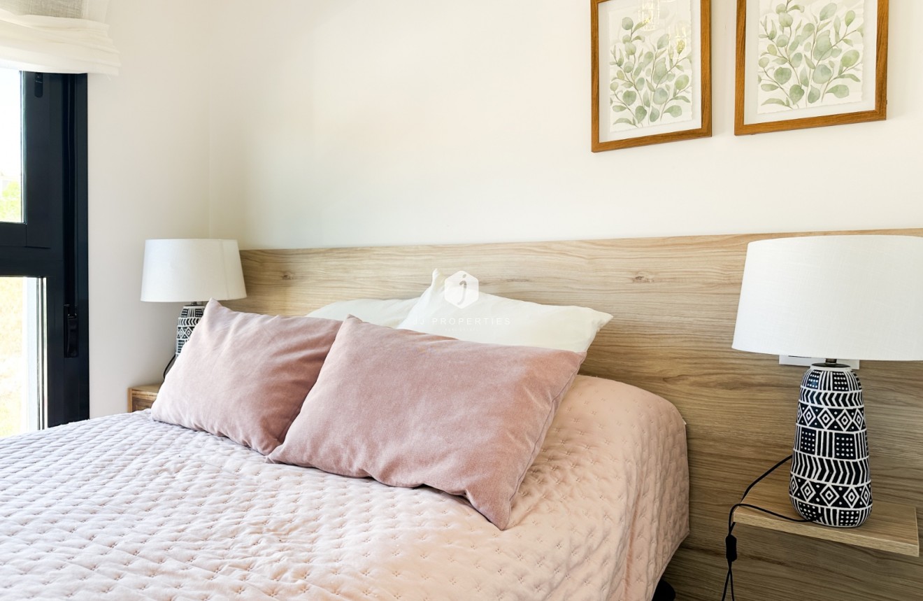 Z drugiej ręki - Bungalow -
Orihuela Costa - Costa Blanca