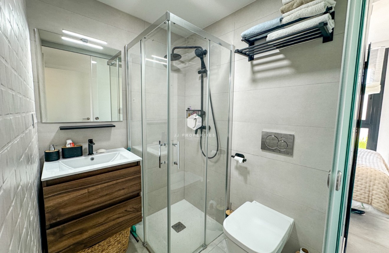 Z drugiej ręki - Bungalow -
Orihuela Costa - Costa Blanca