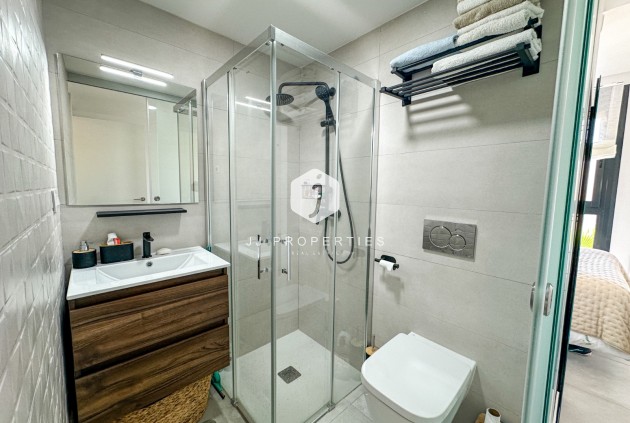 Z drugiej ręki - Bungalow -
Orihuela Costa - Costa Blanca