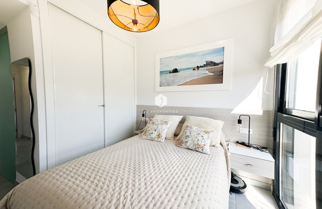 Z drugiej ręki - Bungalow -
Orihuela Costa - Costa Blanca