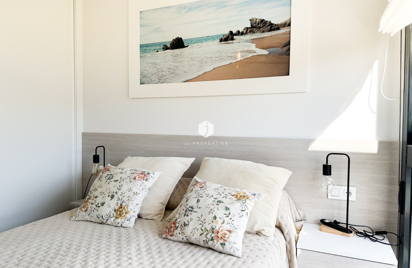 Z drugiej ręki - Bungalow -
Orihuela Costa - Costa Blanca