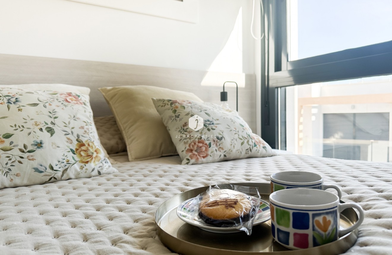 Z drugiej ręki - Bungalow -
Orihuela Costa - Costa Blanca