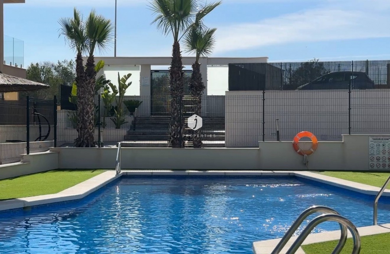 Z drugiej ręki - Bungalow -
Orihuela Costa - Costa Blanca