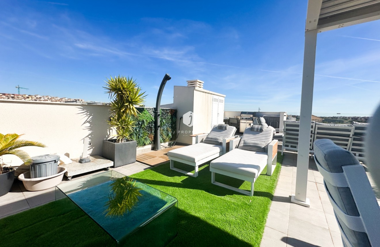 Z drugiej ręki - Bungalow -
Orihuela Costa - Costa Blanca