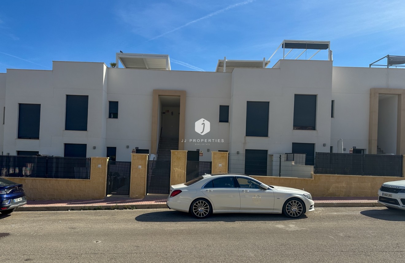Z drugiej ręki - Bungalow -
Orihuela Costa - Costa Blanca