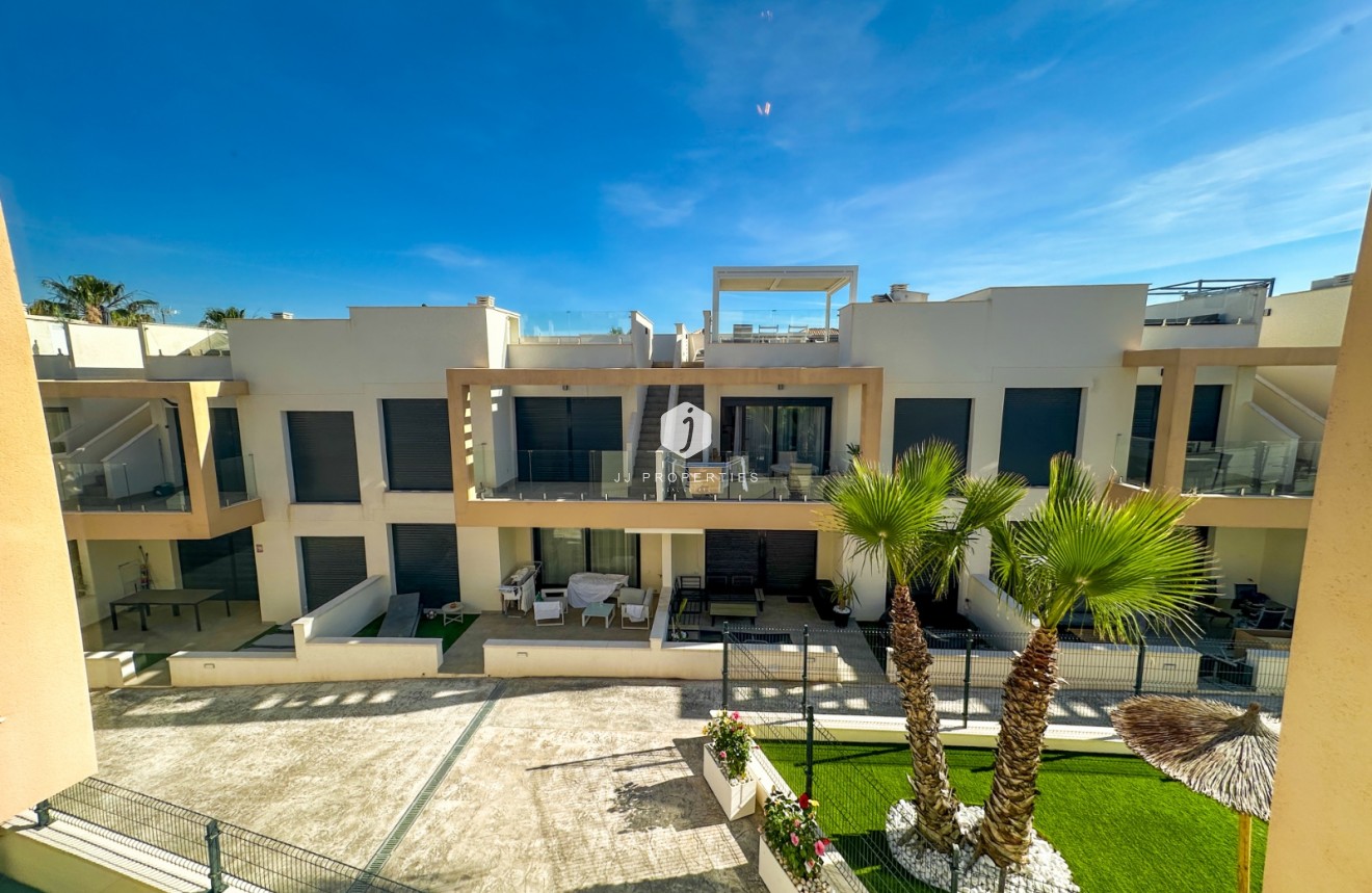 Z drugiej ręki - Bungalow -
Orihuela Costa - Costa Blanca