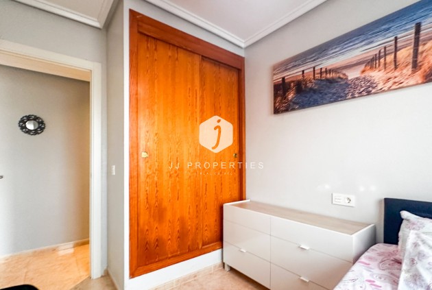 Resale - Apartment / flat -
Torrevieja - Costa Blanca
