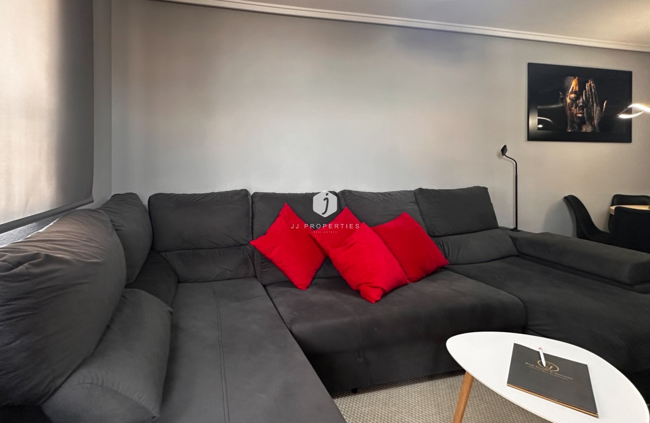 Resale - Apartment / flat -
Torrevieja - Costa Blanca