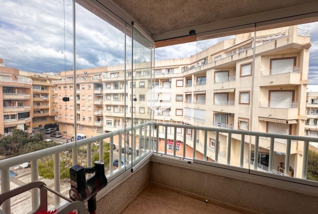 Resale - Apartment / flat -
Torrevieja - Costa Blanca