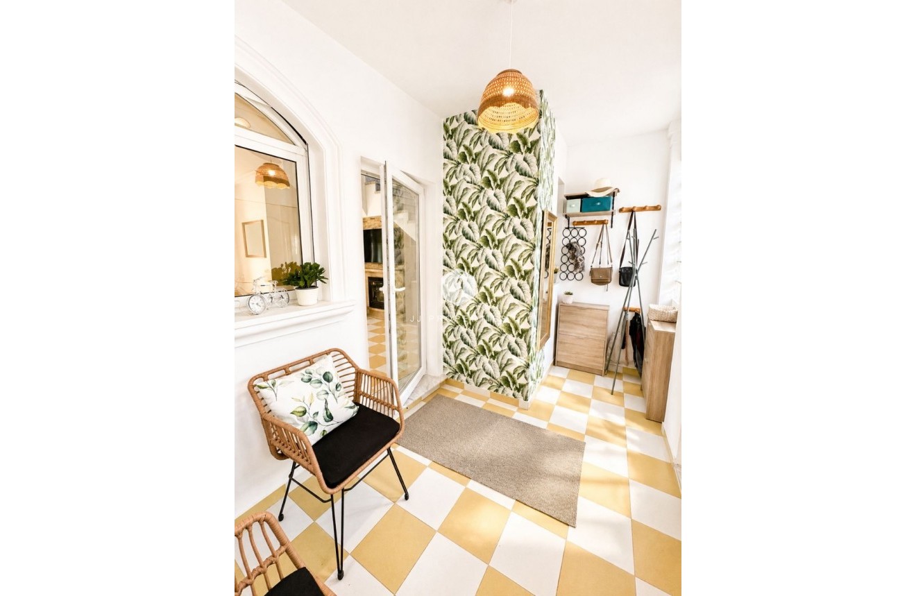 Z drugiej ręki - Villa -
Torrevieja - Costa Blanca