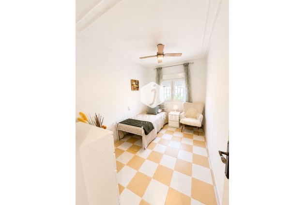 Z drugiej ręki - Villa -
Torrevieja - Costa Blanca