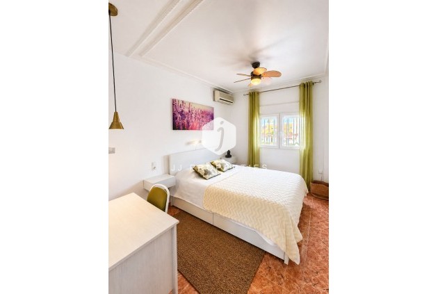 Z drugiej ręki - Villa -
Torrevieja - Costa Blanca