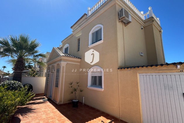 Z drugiej ręki - Villa -
Torrevieja - Costa Blanca