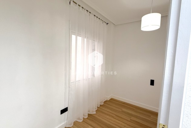 Tweedehands - Appartement / flat -
Torrevieja - Costa Blanca