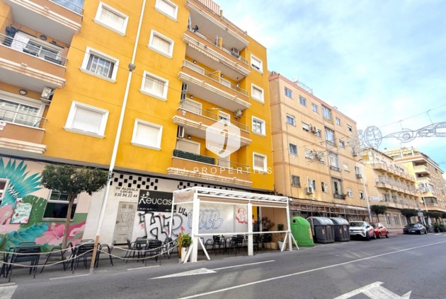 Tweedehands - Appartement / flat -
Torrevieja - Costa Blanca