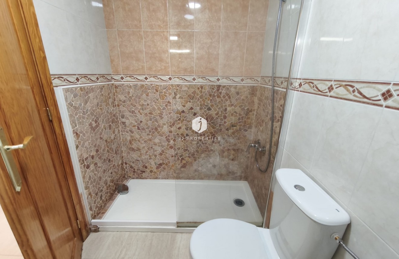 Tweedehands - Chalet -
Rojales - Inland