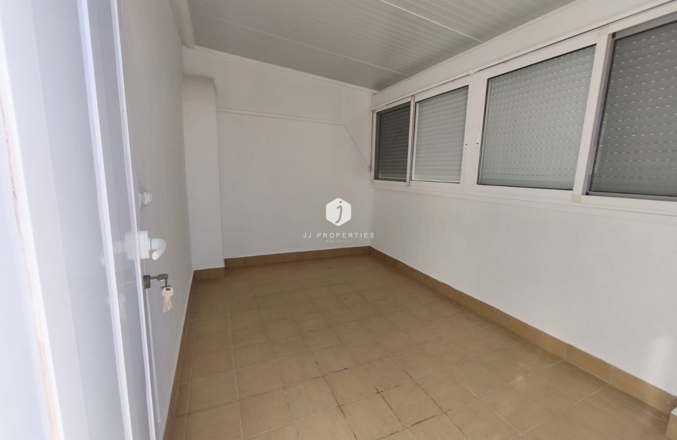 Tweedehands - Chalet -
Rojales - Inland