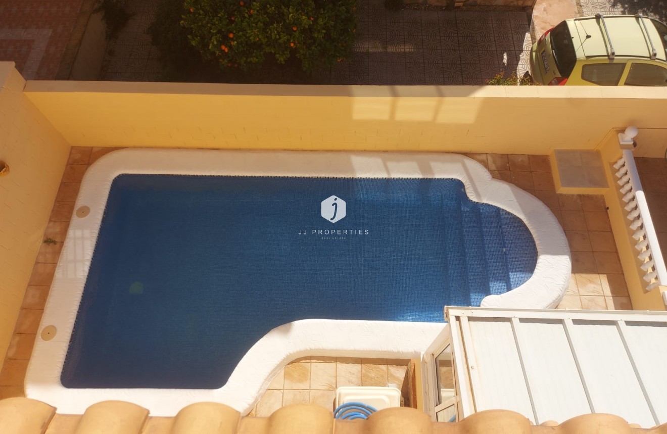 Tweedehands - Chalet -
Rojales - Inland