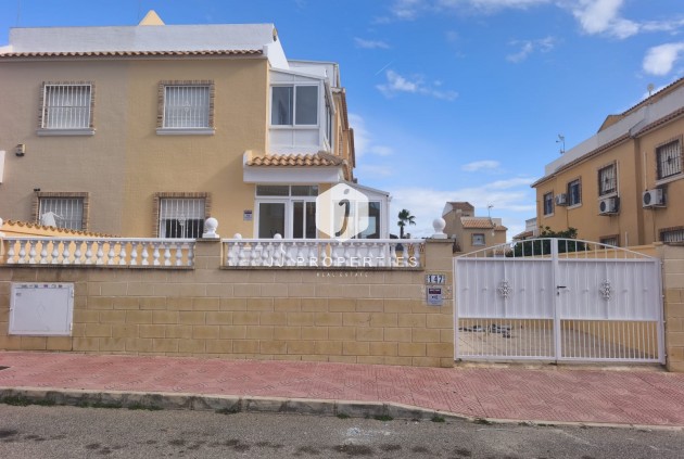 Tweedehands - Chalet -
Rojales - Inland