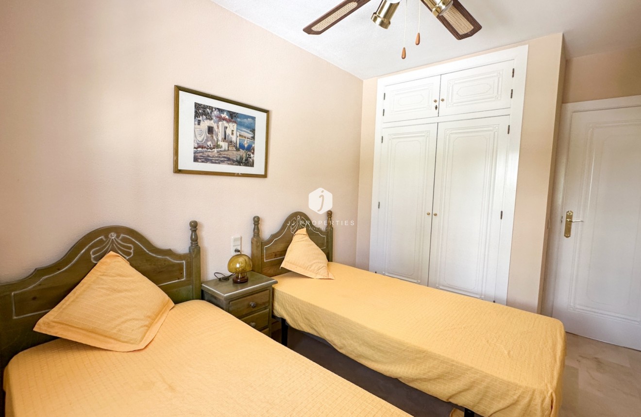 Aus zweiter Hand - Chalet -
Orihuela Costa - Costa Blanca