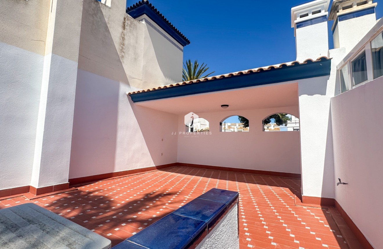 Aus zweiter Hand - Chalet -
Orihuela Costa - Costa Blanca