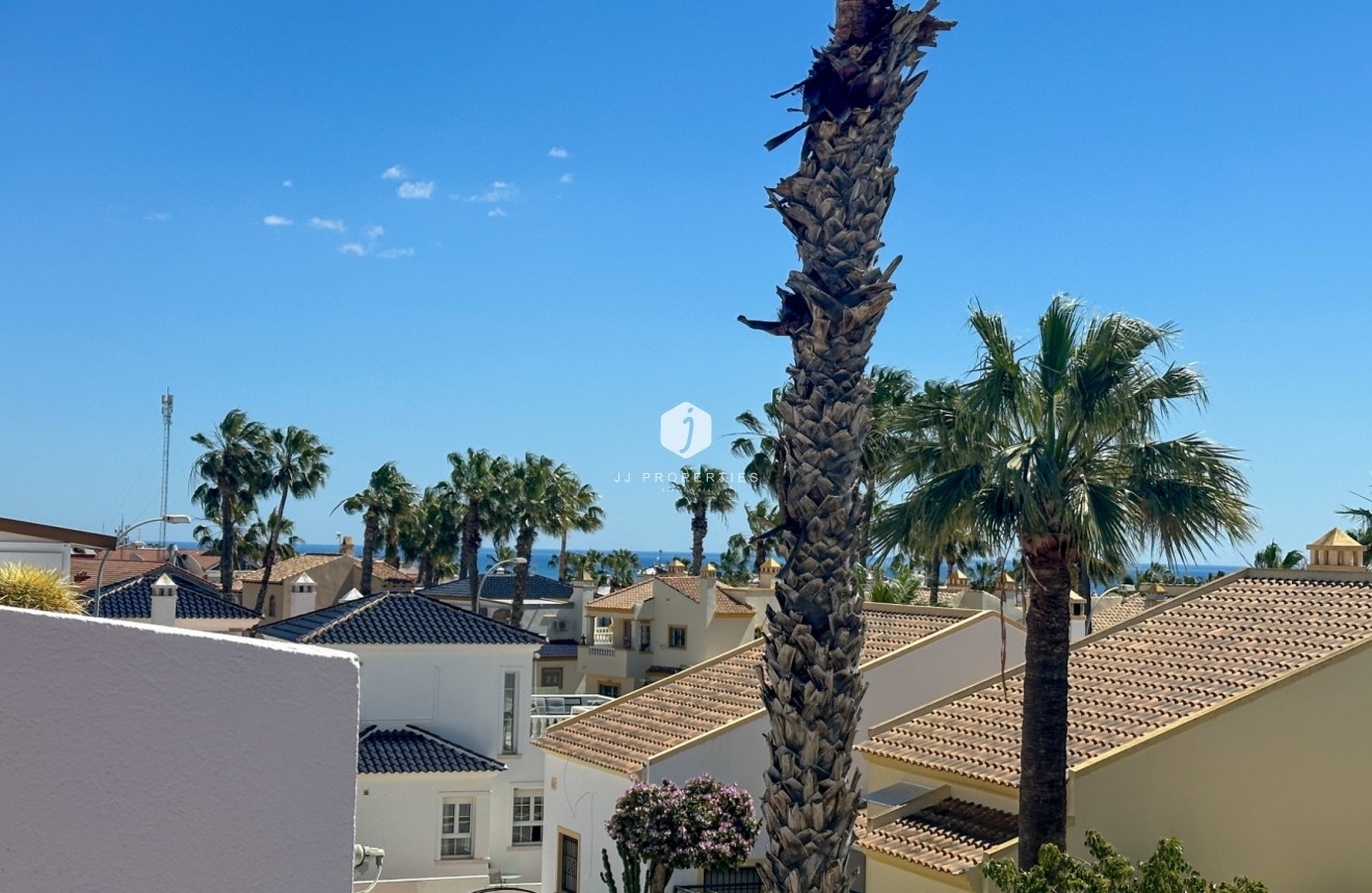 Aus zweiter Hand - Chalet -
Orihuela Costa - Costa Blanca