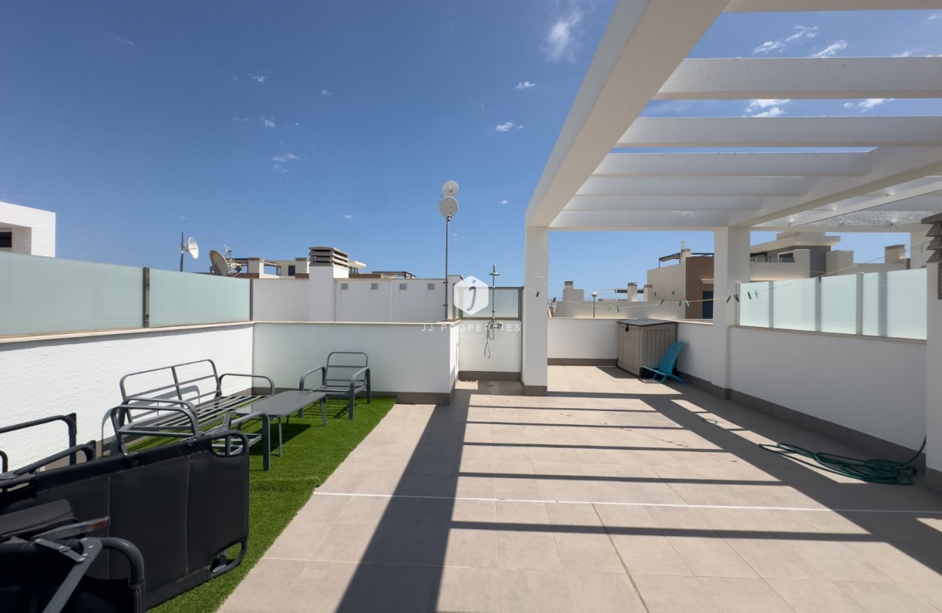 Z drugiej ręki - Bungalow -
La Zenia - Costa Blanca