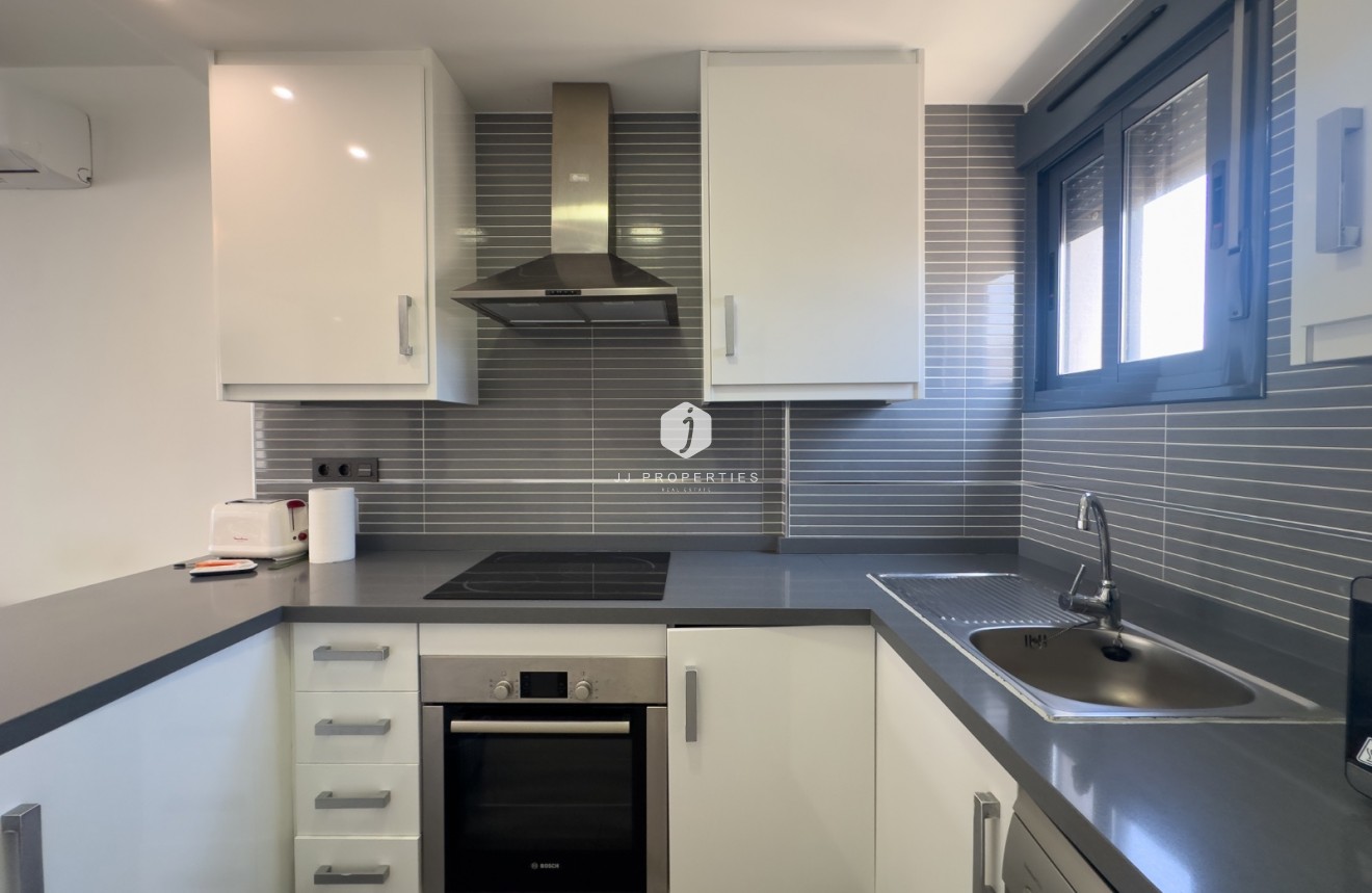 Z drugiej ręki - Bungalow -
La Zenia - Costa Blanca