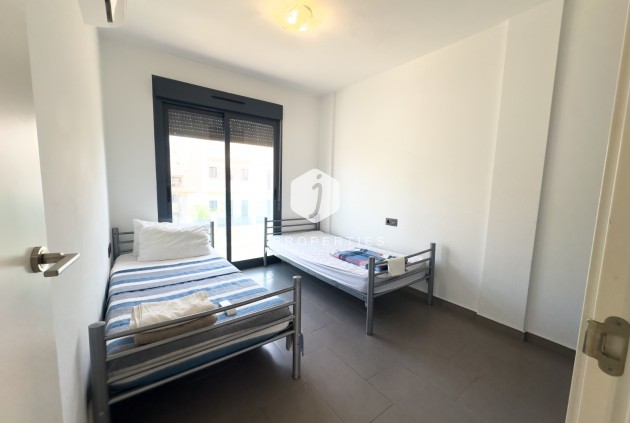 Z drugiej ręki - Bungalow -
La Zenia - Costa Blanca
