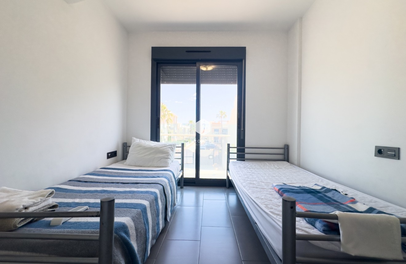 Z drugiej ręki - Bungalow -
La Zenia - Costa Blanca