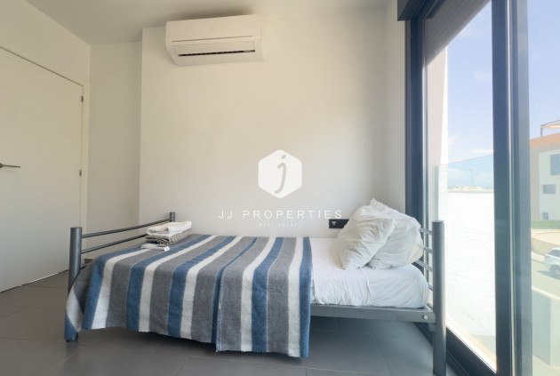 Z drugiej ręki - Bungalow -
La Zenia - Costa Blanca