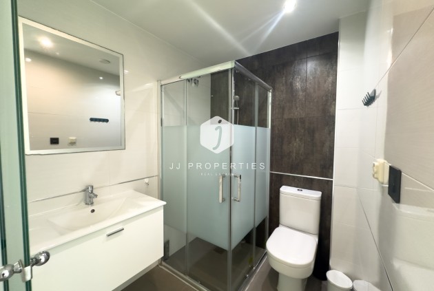 Z drugiej ręki - Bungalow -
La Zenia - Costa Blanca