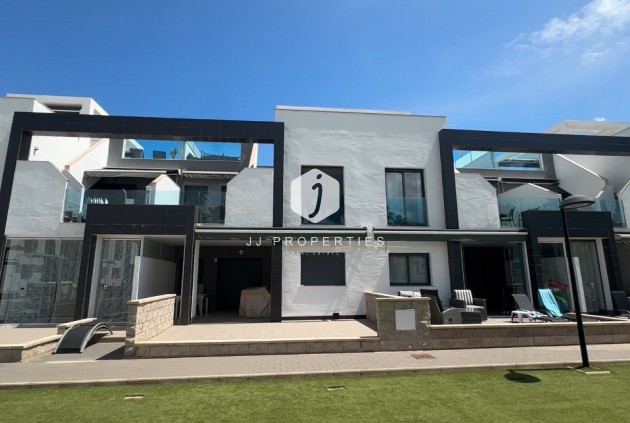 Z drugiej ręki - Bungalow -
La Zenia - Costa Blanca