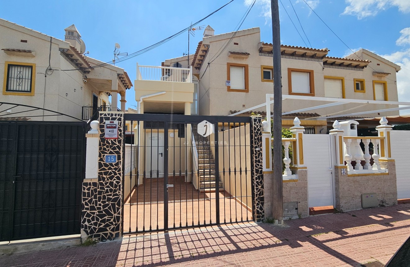 Aus zweiter Hand - Bungalow -
Orihuela Costa - Costa Blanca