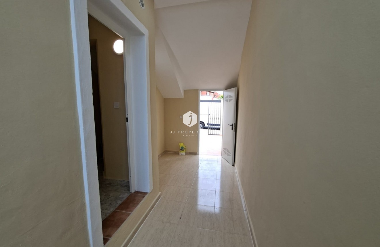 Aus zweiter Hand - Bungalow -
Orihuela Costa - Costa Blanca