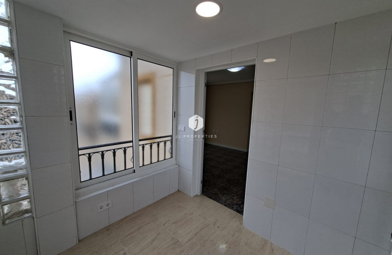 Aus zweiter Hand - Bungalow -
Orihuela Costa - Costa Blanca