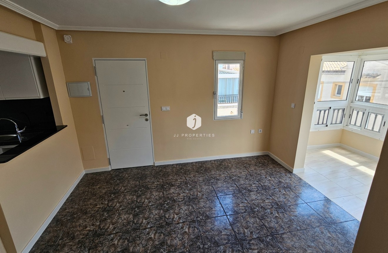 Aus zweiter Hand - Bungalow -
Orihuela Costa - Costa Blanca
