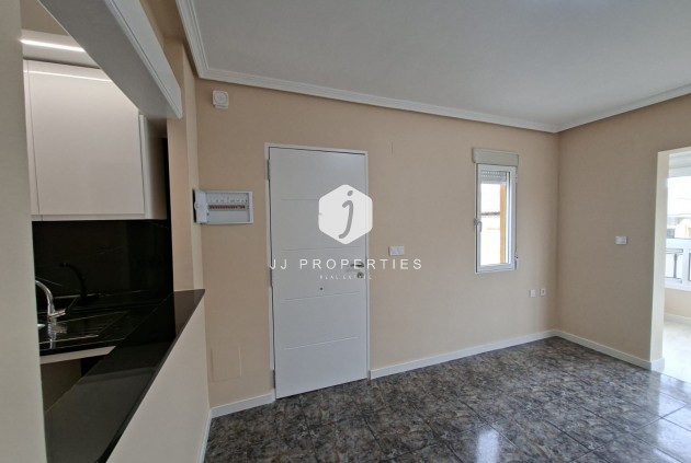 Aus zweiter Hand - Bungalow -
Orihuela Costa - Costa Blanca