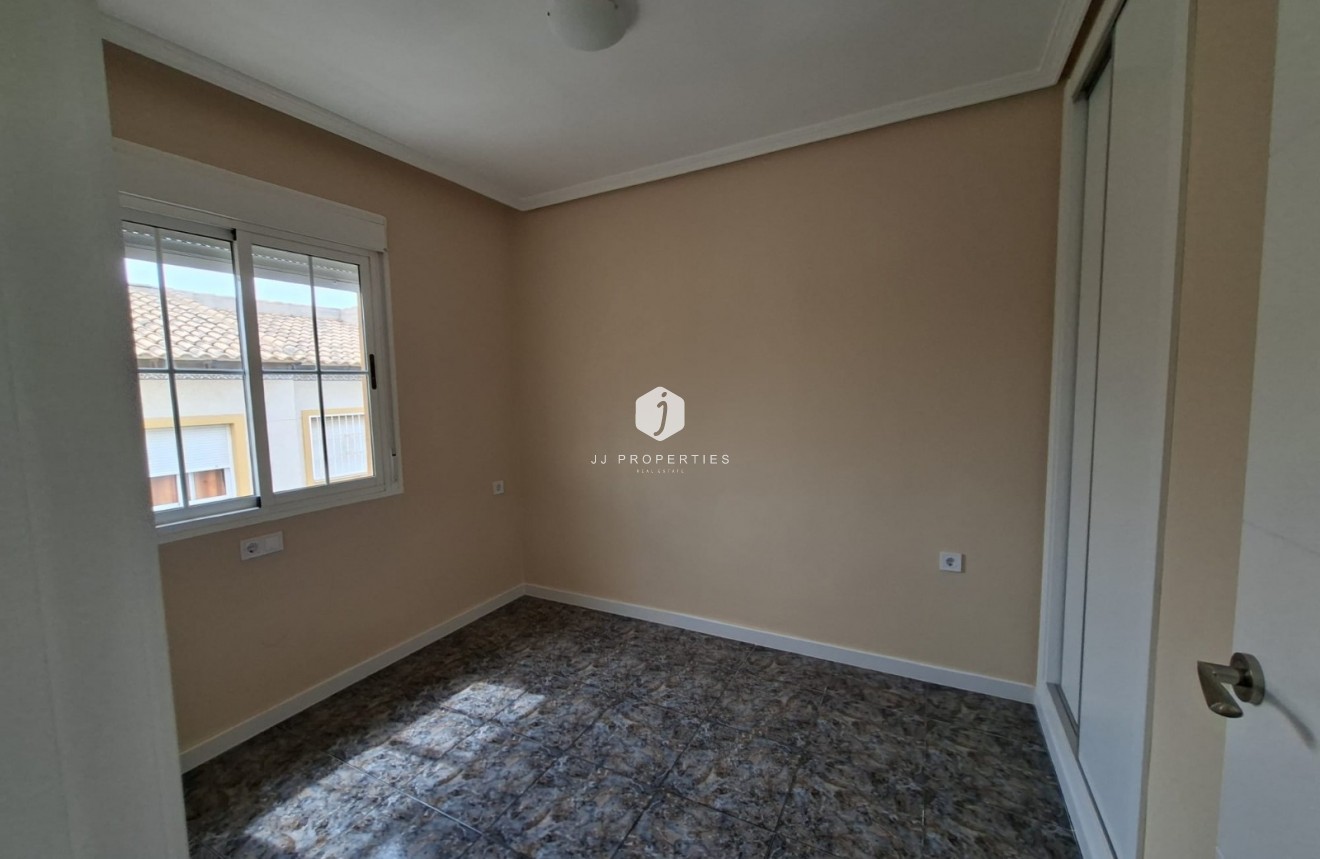 Aus zweiter Hand - Bungalow -
Orihuela Costa - Costa Blanca