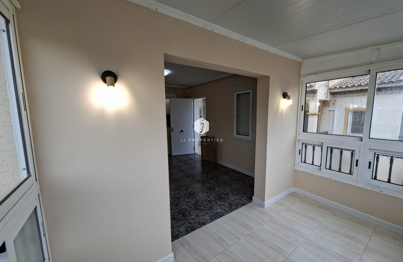 Aus zweiter Hand - Bungalow -
Orihuela Costa - Costa Blanca