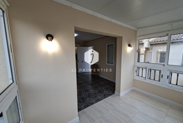 Aus zweiter Hand - Bungalow -
Orihuela Costa - Costa Blanca