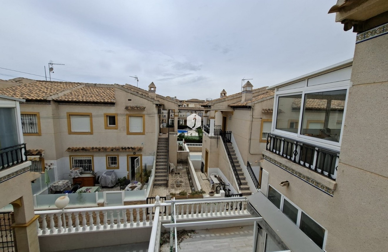 Aus zweiter Hand - Bungalow -
Orihuela Costa - Costa Blanca