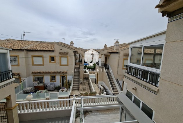Aus zweiter Hand - Bungalow -
Orihuela Costa - Costa Blanca