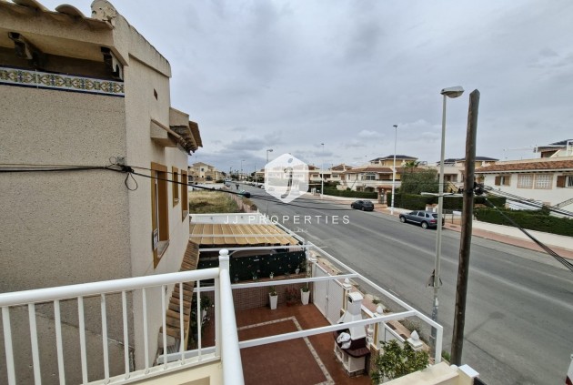 Aus zweiter Hand - Bungalow -
Orihuela Costa - Costa Blanca